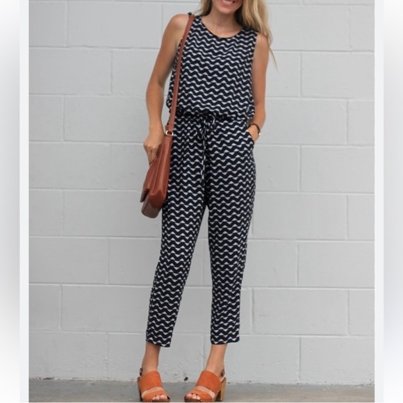 Old Navy Pants - Old Navy Black and White Geometric Print Sleeveless Jumpsuit‎ Women’s Size Med